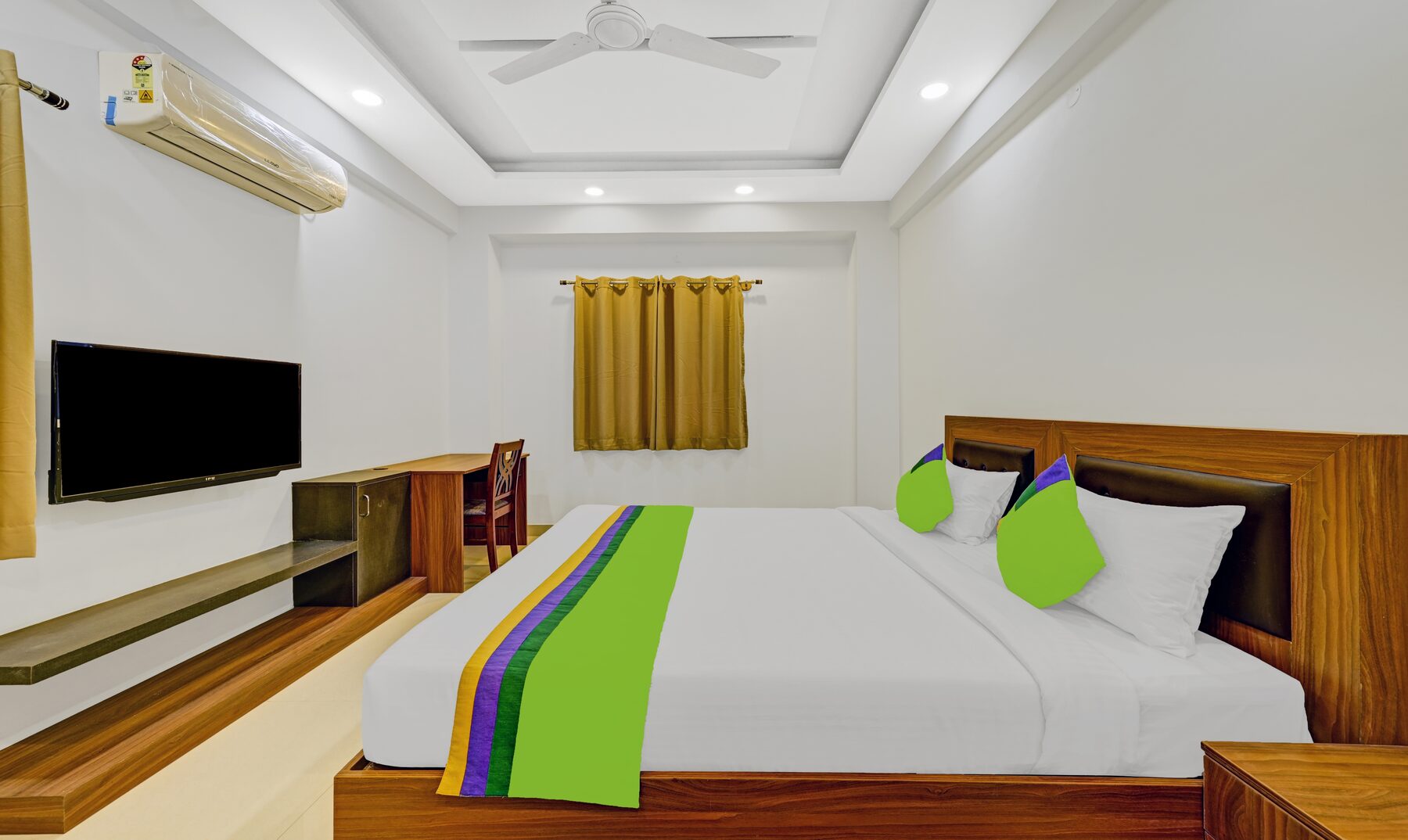 Deluxe Suite at Worldtree Suites Manyata